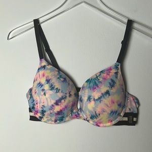 PINK Victoria's Secret Wear Everywhere Push Up Bra 36C